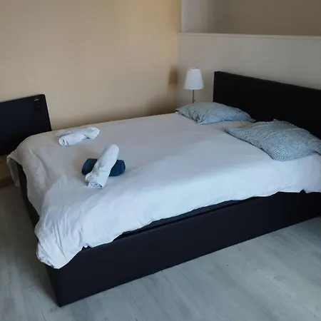 Apartment Pilier Rouge Avec Fibre *
